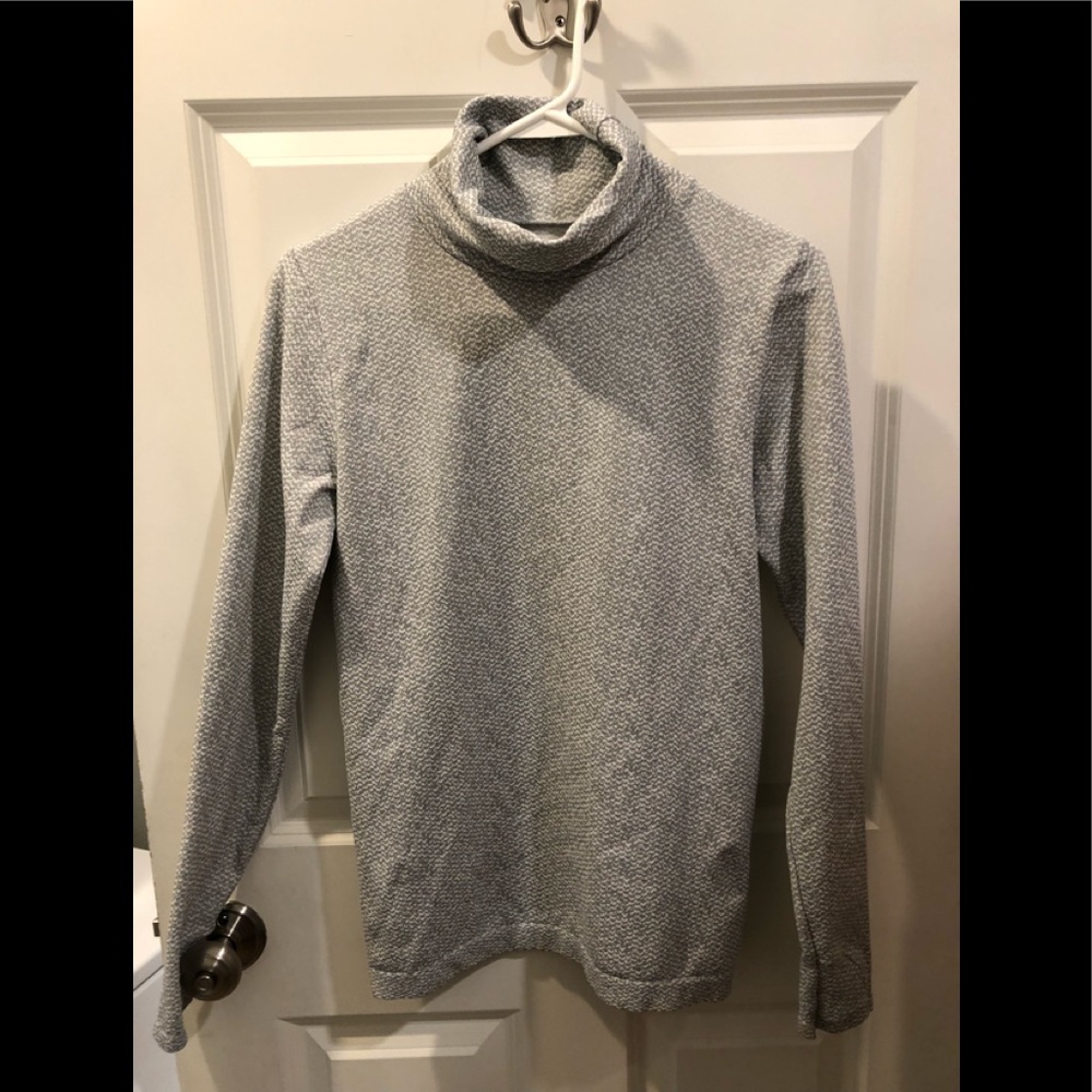 3 for $38 Athleta Bundles- Great Condition!  Gently Used Athleta Turtle Neck!